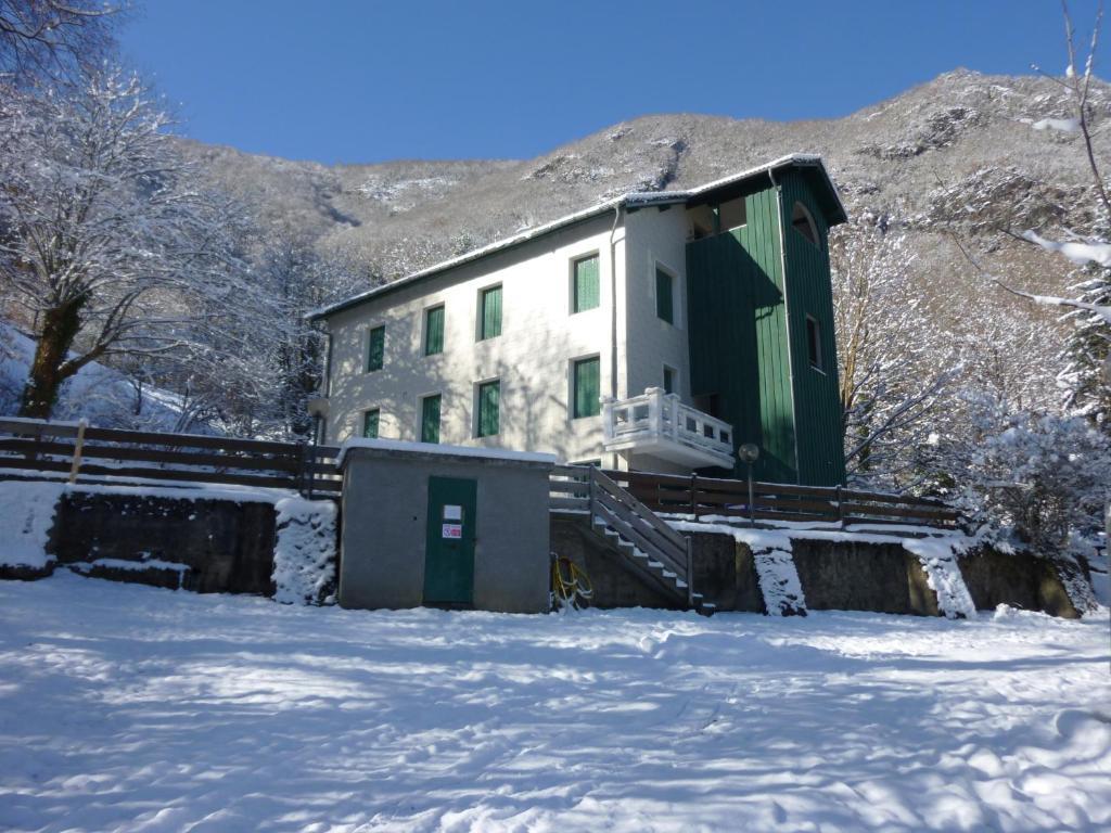 Appartements Les Pins Cierp Экстерьер фото